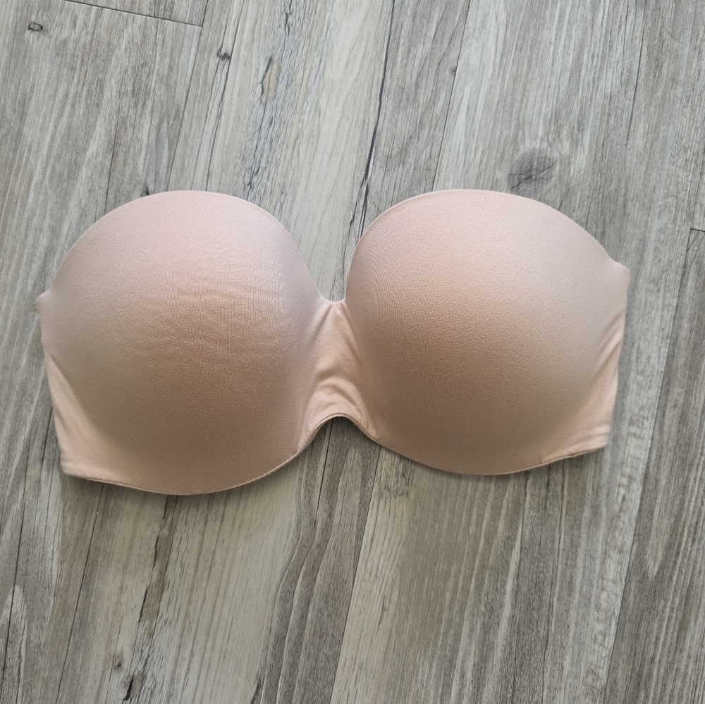 Strapless Nude Bra Body By Victoria Secret